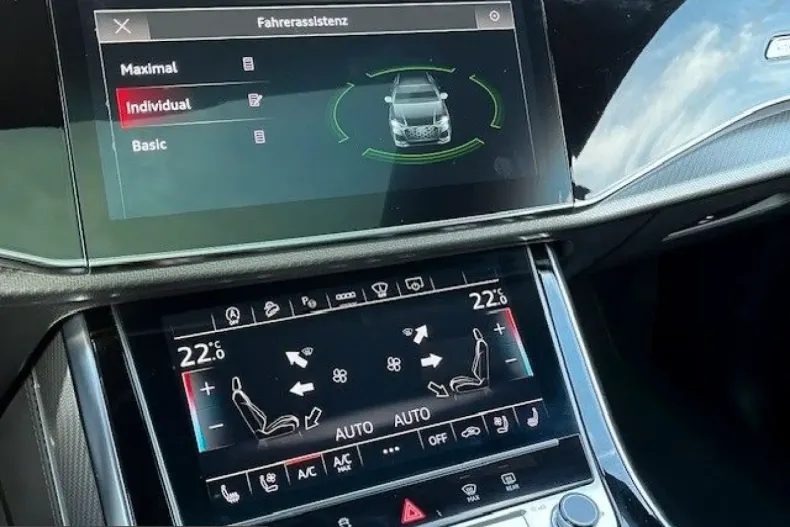 Audi RSQ8 din 2023 cu 64.596 km - oferta AUD242659 - foto 13