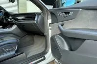 Audi RSQ8 din 2023 cu 64.596 km - oferta AUD242659 - foto 17