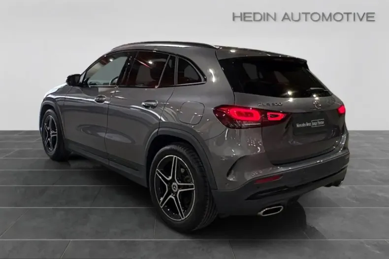 Mercedes-Benz GLA 200 (Clasa GLA) din 2023 cu 43.338 km - oferta MER242678 - foto 3