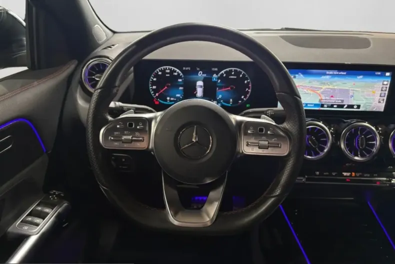 Mercedes-Benz GLA 200 (Clasa GLA) din 2023 cu 43.338 km - oferta MER242678 - foto 12