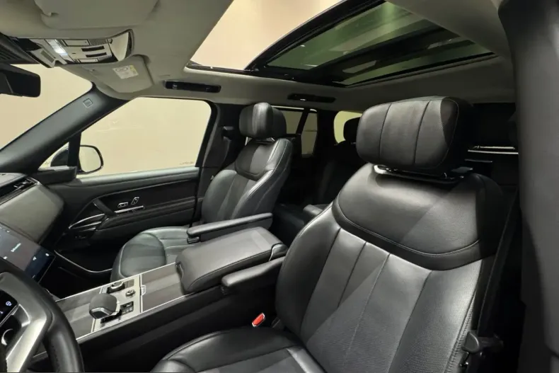 Land Rover Range Rover din 2022 cu 46.000 km - oferta LAN242679 - foto 7