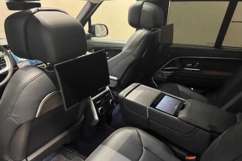 Land Rover Range Rover din 2022 cu 46.000 km - oferta LAN242679 - foto 8
