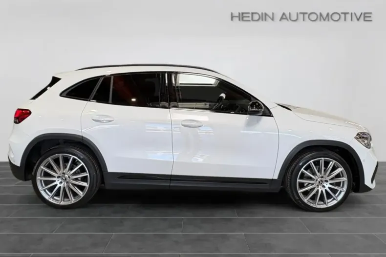 Mercedes-Benz GLA 200 (Clasa GLA) din 2023 cu 49.641 km - oferta MER242681 - foto 6