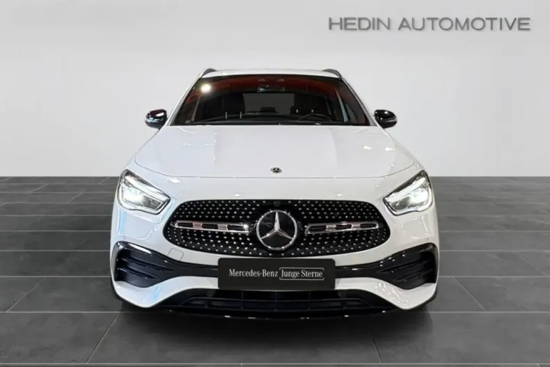 Mercedes-Benz GLA 200 (Clasa GLA) din 2023 cu 49.641 km - oferta MER242681 - foto 8