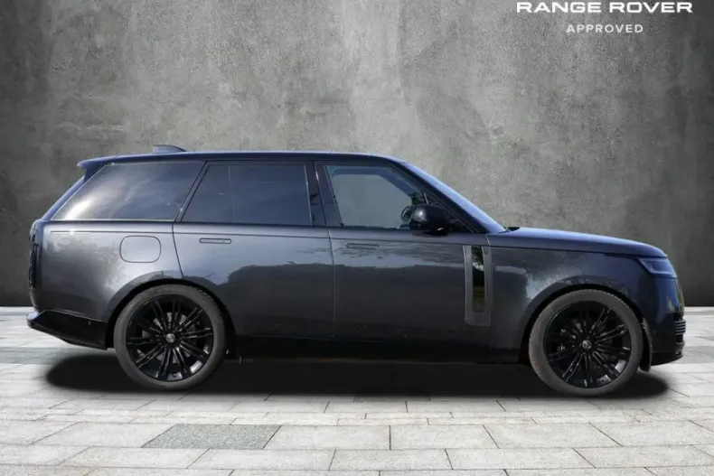 Land Rover Range Rover din 2023 cu 84.361 km - oferta LAN242682 - foto 6