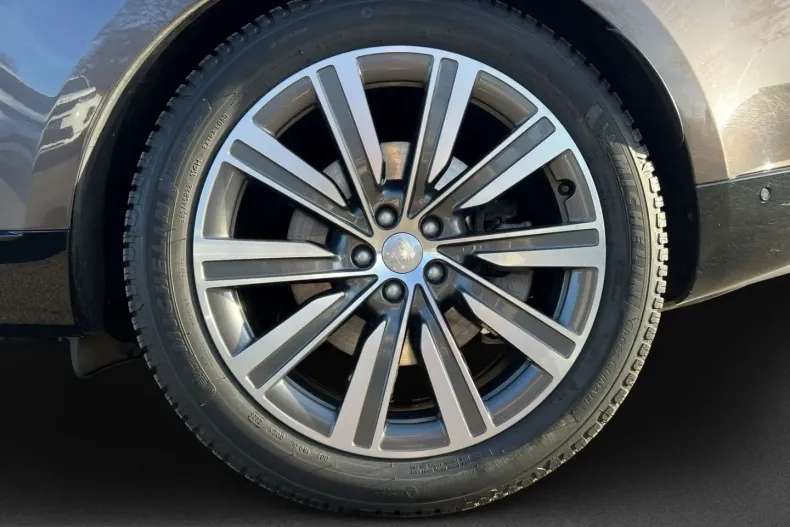 Land Rover Range Rover din 2022 cu 88.150 km - oferta LAN242687 - foto 9
