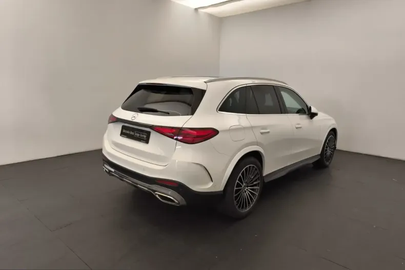Mercedes-Benz GLC 300 (Clasa GLC) din 2023 cu 16.970 km - oferta MER242691 - foto 4