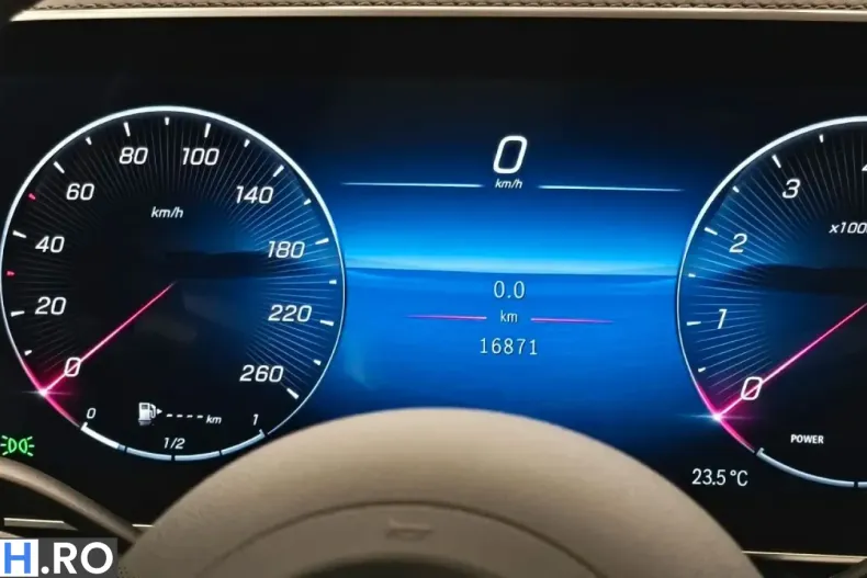 Mercedes-Benz GLC 300 (Clasa GLC) din 2023 cu 16.970 km - oferta MER242691 - foto 14