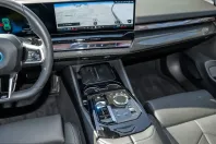 BMW 550 (Seria 5) din 2025 cu 17.900 km - oferta BMW242696 - foto 15