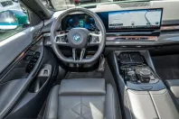 BMW 550 (Seria 5) din 2025 cu 17.900 km - oferta BMW242696 - foto 17
