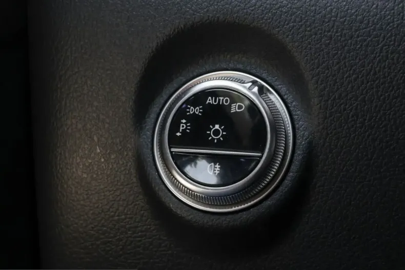 Mercedes-Benz CLE 300 (Clasa CLE) din 2025 cu 20.954 km - oferta MER242697 - foto 18