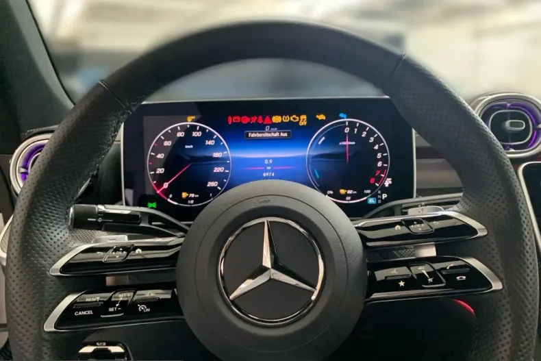 Mercedes-Benz CLE 300 (Clasa CLE) din 2025 cu 11.422 km - oferta MER242699 - foto 7