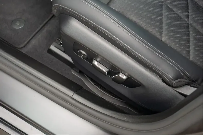 BMW 540 (Seria 5) din 2025 cu 25.100 km - oferta BMW242701 - foto 18
