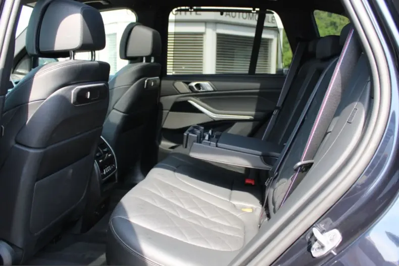 BMW X5 (Seria X) din 2025 cu 21.526 km - oferta BMW242725 - foto 19