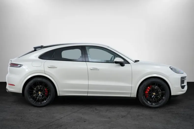 Porsche Cayenne din 2023 cu 24.000 km - oferta POR242728 - foto 8