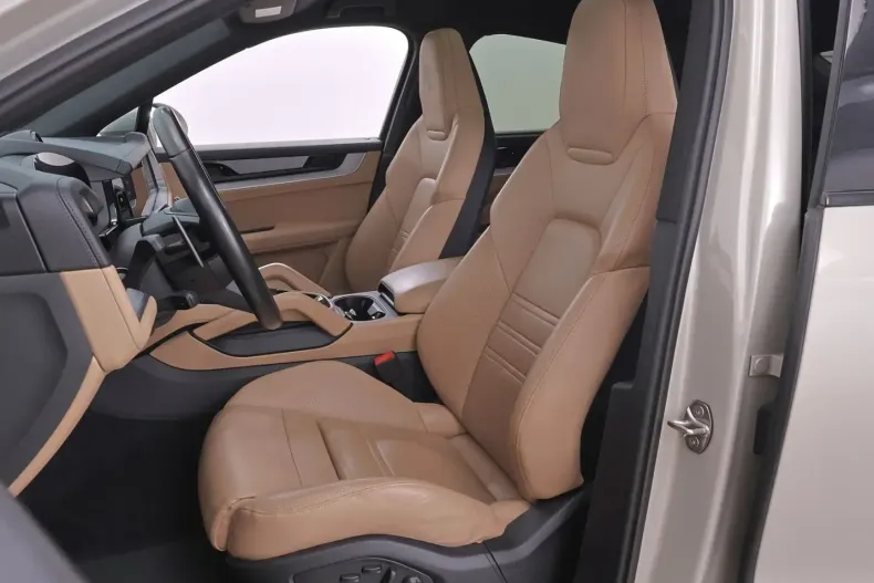 Porsche Cayenne din 2023 cu 24.000 km - oferta POR242728 - foto 9