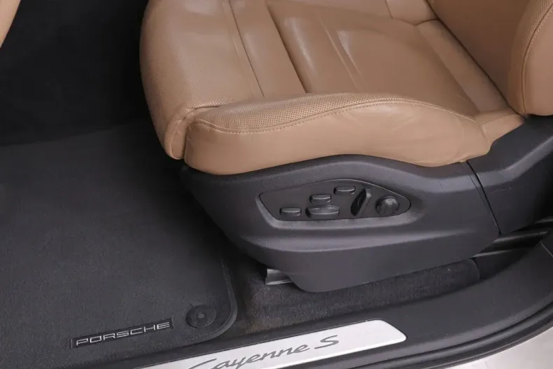Porsche Cayenne din 2023 cu 24.000 km - oferta POR242728 - foto 10