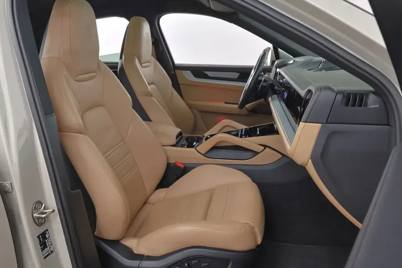 Porsche Cayenne din 2023 cu 24.000 km - oferta POR242728 - foto 23