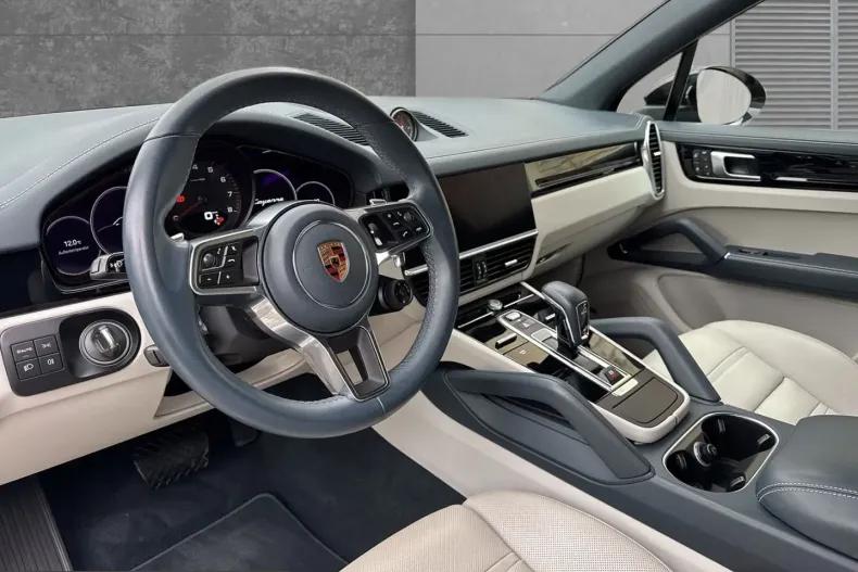 Porsche Cayenne din 2022 cu 37.392 km - oferta POR242729 - foto 7