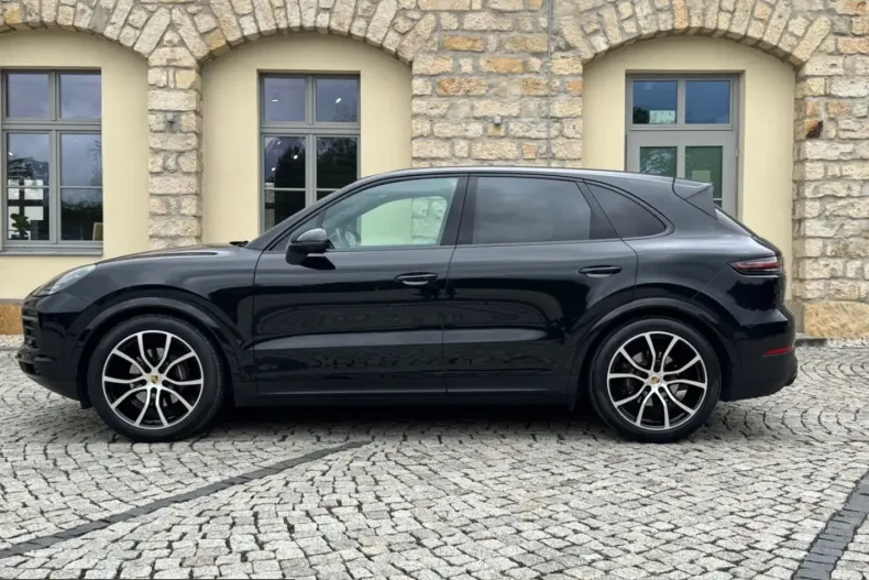 Porsche Cayenne din 2022 cu 37.392 km - oferta POR242729 - foto 18