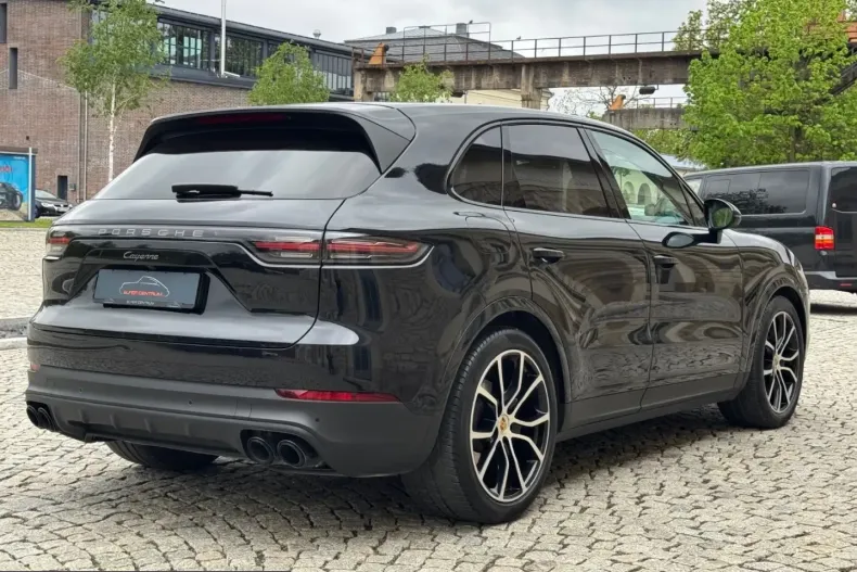 Porsche Cayenne din 2022 cu 37.392 km - oferta POR242729 - foto 21