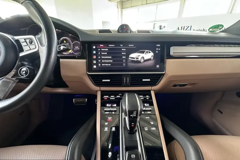 Porsche Cayenne din 2023 cu 29.981 km - oferta POR242730 - foto 11