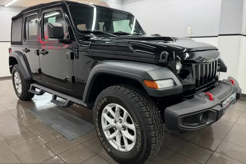 Jeep Wrangler din 2023 cu 57.945 km - oferta JEE242733 - foto 2