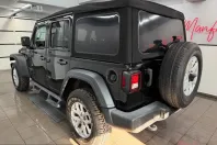 Jeep Wrangler din 2023 cu 57.945 km - oferta JEE242733 - foto 8
