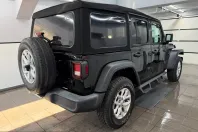 Jeep Wrangler din 2023 cu 57.945 km - oferta JEE242733 - foto 9
