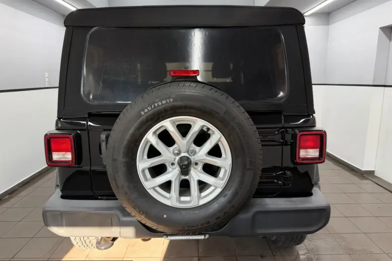 Jeep Wrangler din 2023 cu 57.945 km - oferta JEE242733 - foto 10