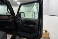 Jeep Wrangler din 2023 cu 57.945 km - oferta JEE242733 - foto 19