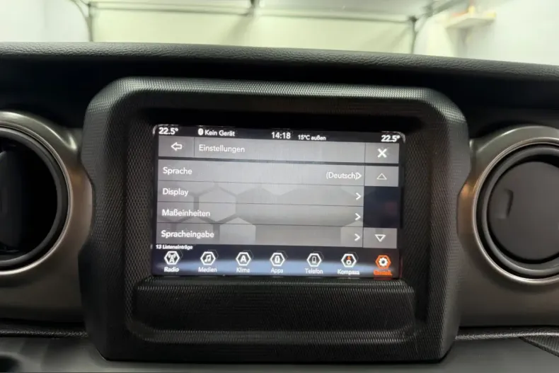 Jeep Wrangler din 2023 cu 57.945 km - oferta JEE242733 - foto 41