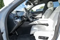 BMW 550 (Seria 5) din 2025 cu 15.117 km - oferta BMW242741 - foto 4