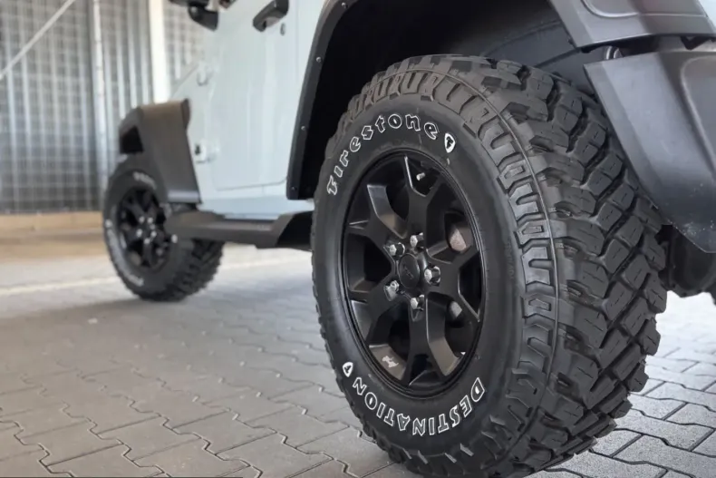 Jeep Wrangler din 2023 cu 41.637 km - oferta JEE242742 - foto 11