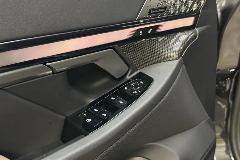 BMW 540 (Seria 5) din 2025 cu 4.100 km - oferta BMW242744 - foto 17