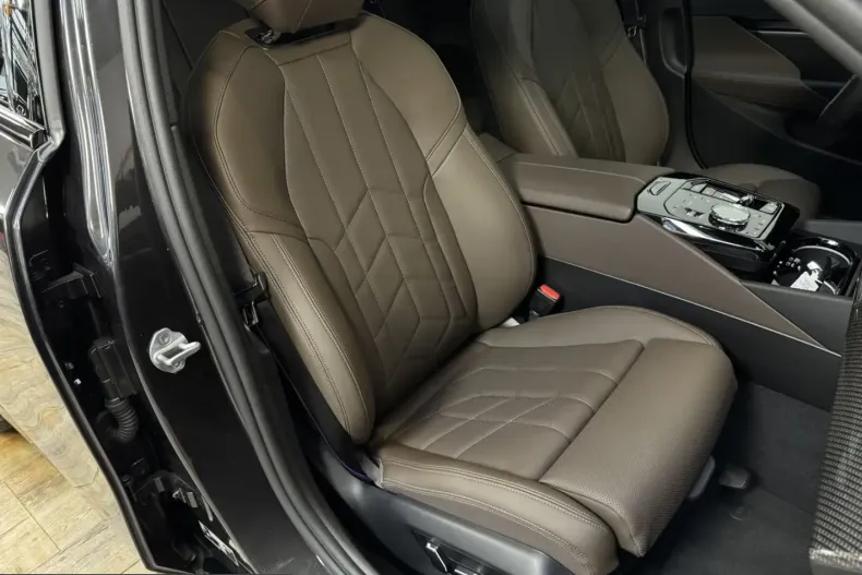 BMW 540 (Seria 5) din 2025 cu 4.100 km - oferta BMW242744 - foto 35