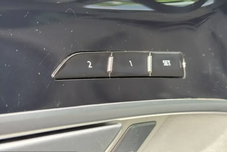Audi A8 din 2025 cu 25.100 km - oferta AUD242745 - foto 18