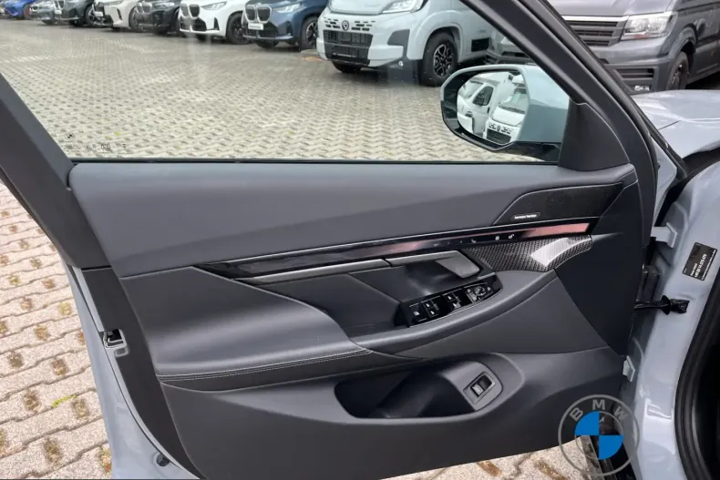 BMW 520 (Seria 5) din 2025 cu 25.700 km - oferta BMW242748 - foto 7