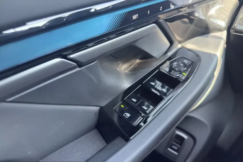 BMW 520 (Seria 5) din 2025 cu 11.600 km - oferta BMW242749 - foto 14