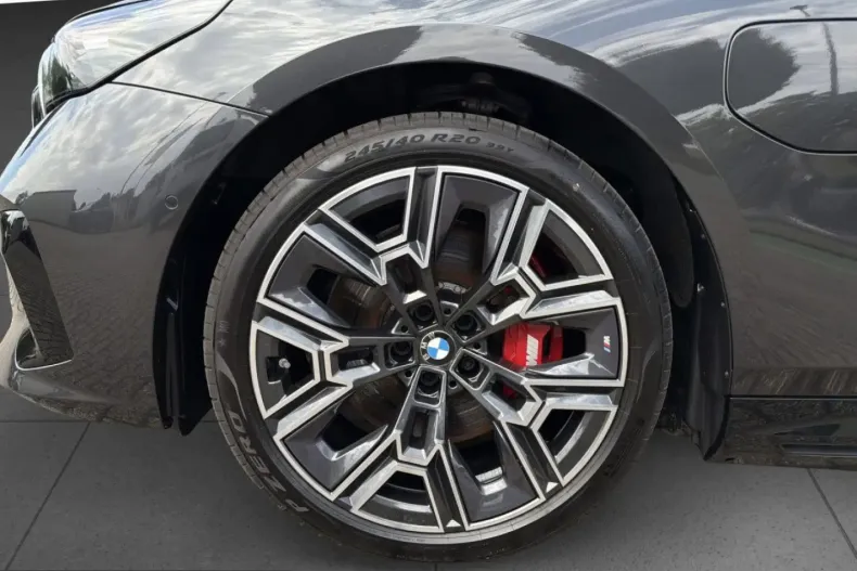 BMW 550 (Seria 5) din 2025 cu 21.250 km - oferta BMW242755 - foto 13