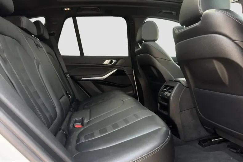 BMW X5 (Seria X) din 2022 cu 126.423 km - oferta BMW242764 - foto 22