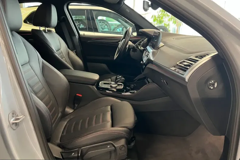 BMW X4 (Seria X) din 2024 cu 56.000 km - oferta BMW242779 - foto 7