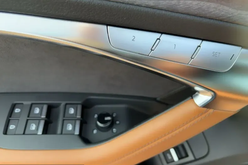 Audi S6 din 2025 cu 23.765 km - oferta AUD242782 - foto 13