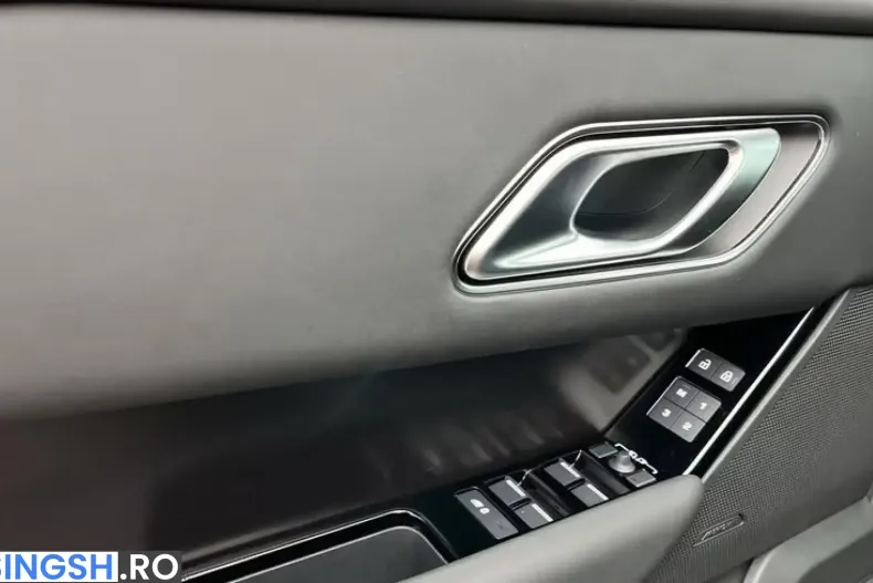 Land Rover Range Rover Velar din 2025 cu 6.062 km - oferta LAN242783 - foto 7