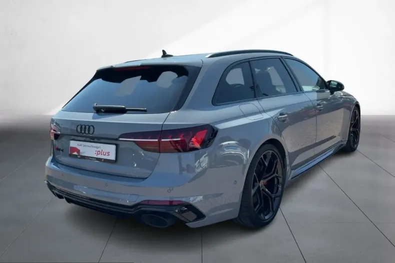 Audi RS4 din 2024 cu 38.771 km - oferta AUD242784 - foto 3