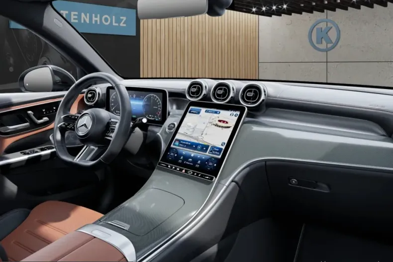 Mercedes-Benz GLC 300 (Clasa GLC) din 2024 cu 18.004 km - oferta MER242787 - foto 6