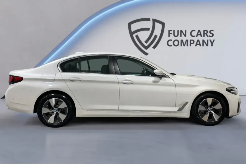 BMW 530 (Seria 5) din 2023 cu 39.127 km - oferta BMW242799 - foto 6