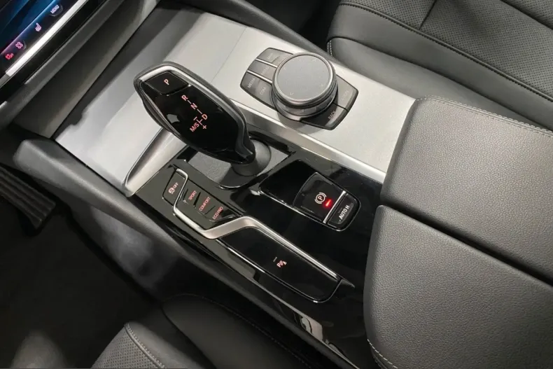 BMW 530 (Seria 5) din 2023 cu 39.127 km - oferta BMW242799 - foto 11