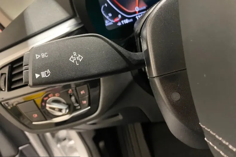 BMW 530 (Seria 5) din 2023 cu 39.127 km - oferta BMW242799 - foto 22