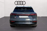 Audi Q8 din 2023 cu 43.082 km - oferta AUD242801 - foto 5
